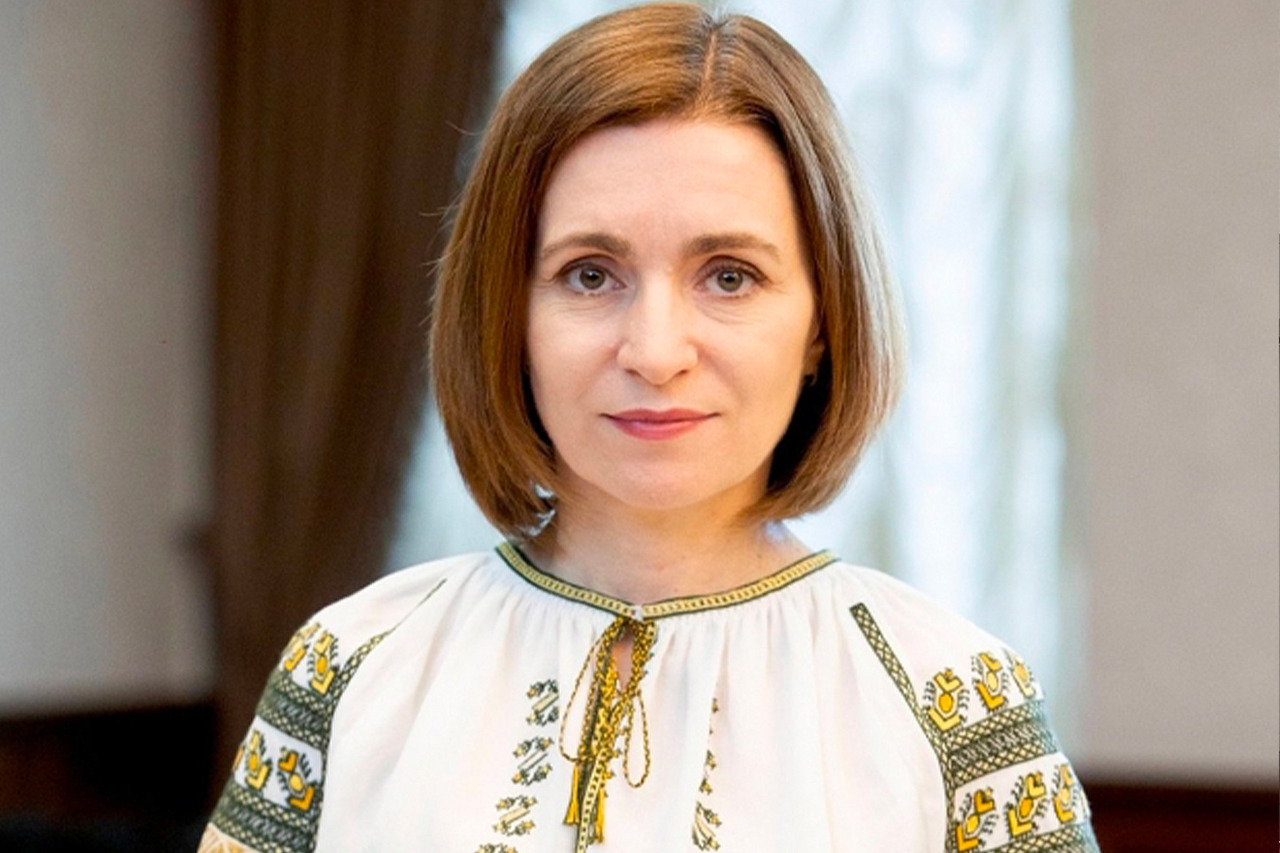 Майя Санду в молодости