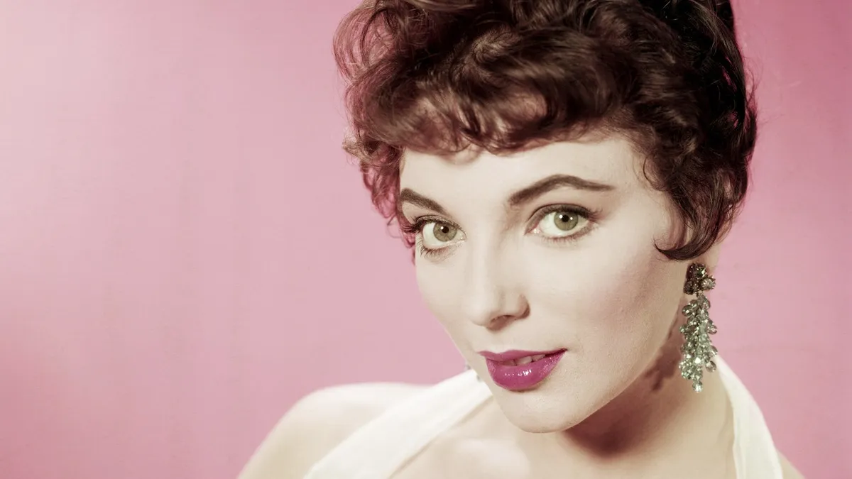 Джоан Коллинз в молодости