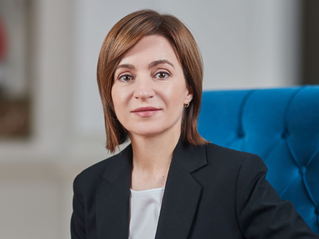 Майя Санду в молодости