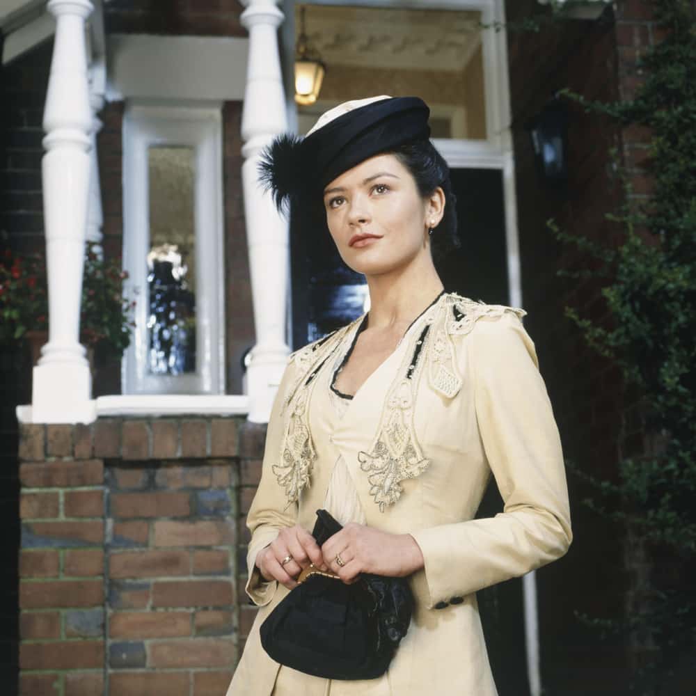 Кэтрин Зета-Джонс в молодости