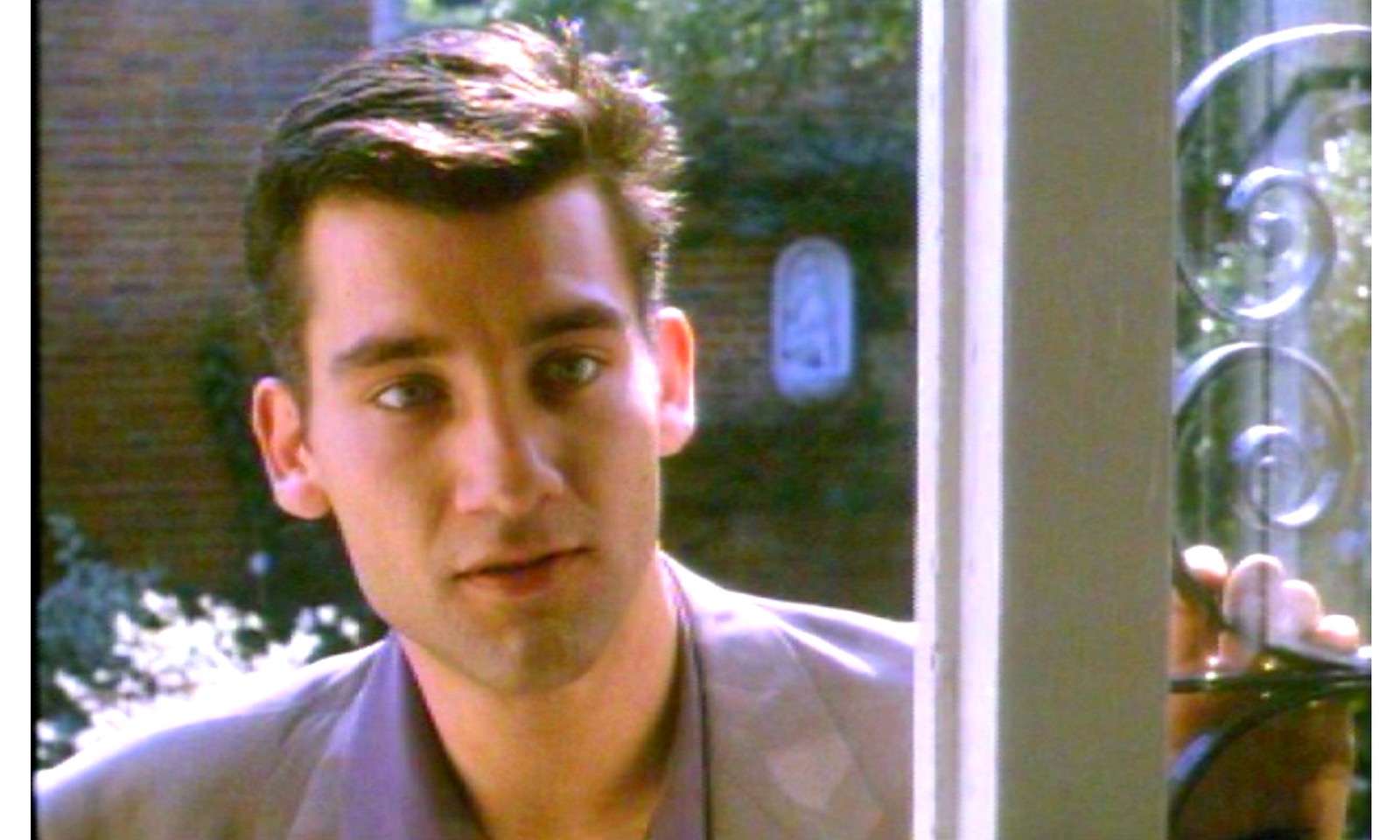 Клайв Оуэн в молодости