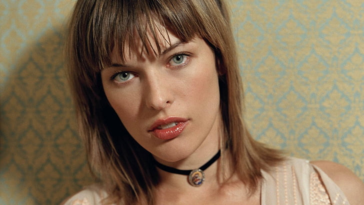 Мила Йовович в молодости