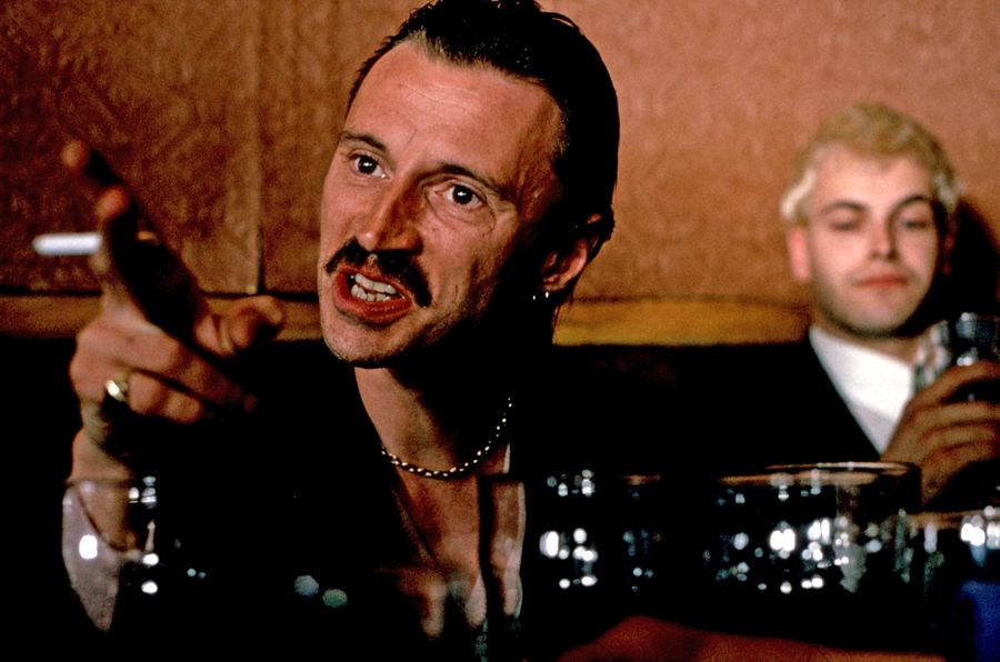 Роберт Карлайл в молодости