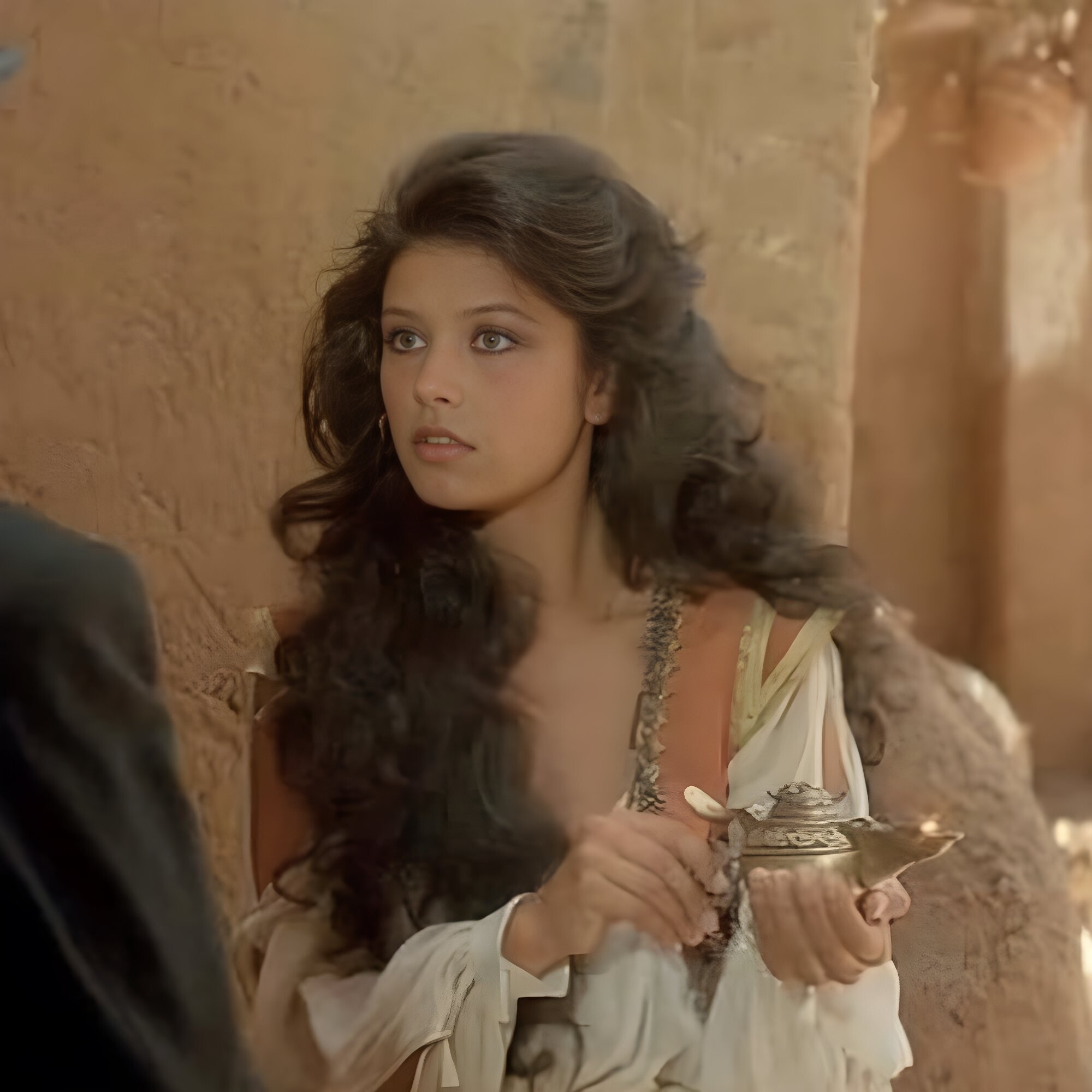 Кэтрин Зета-Джонс в молодости