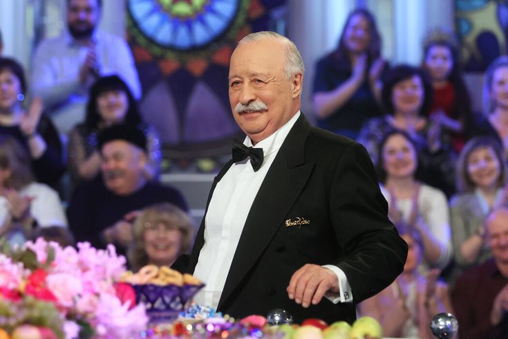 Леонид Якубович в молодости