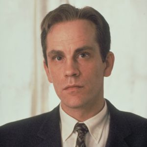 Джон Малкович в молодости: провинциальное детство, театр Steppenwolf и путь к образу одного из самых нестандартных актёров Голливуда