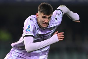 Форвард Наполі Лукка перейшов у Ноттінгем Форест на правах оренди