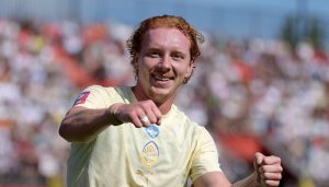 Аякс, Евертон та Вердер стежать за виступами Коноплі