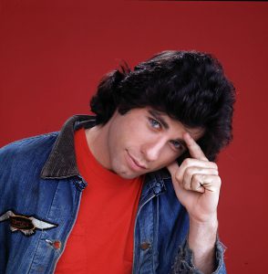 Джон Траволта в молодости: танцы, телевидение, Saturday Night Fever и рождение иконы 1970-х