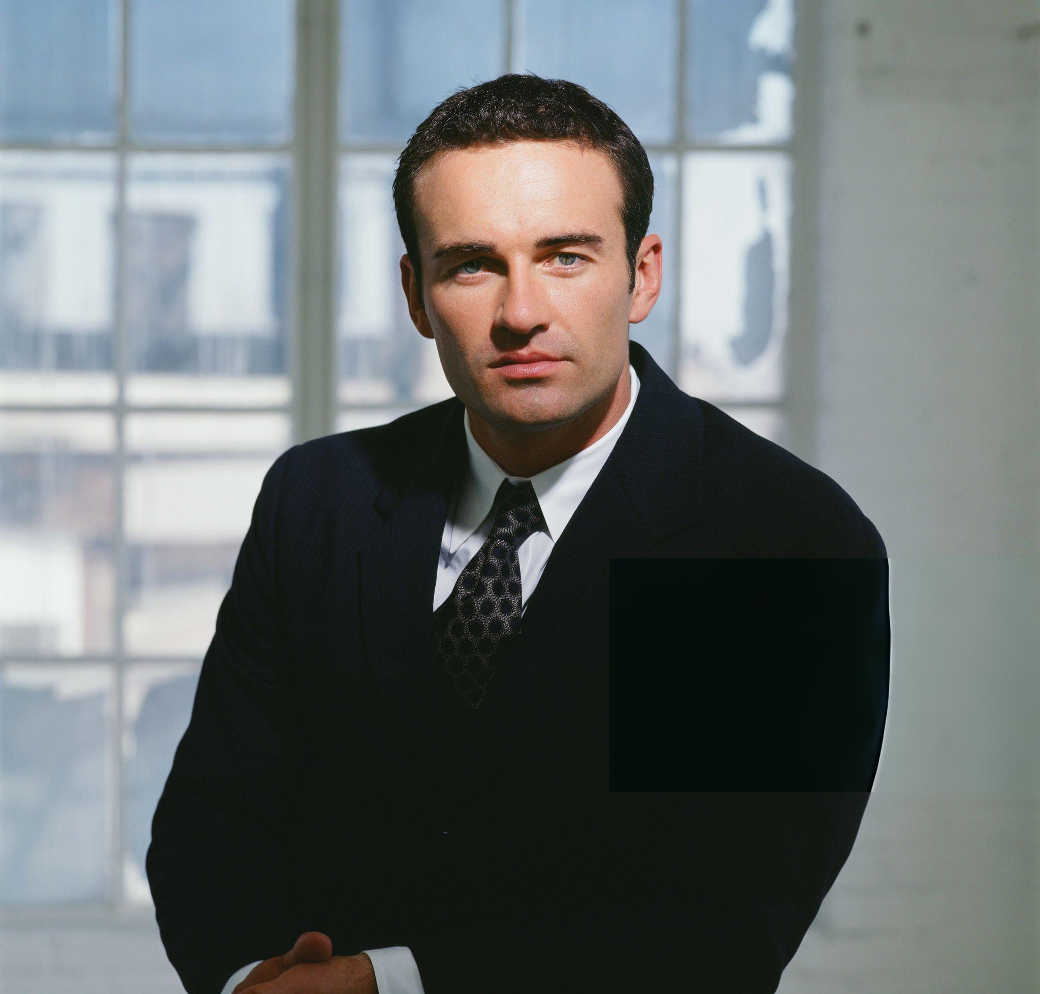 Джулиан Макмэхон в молодости