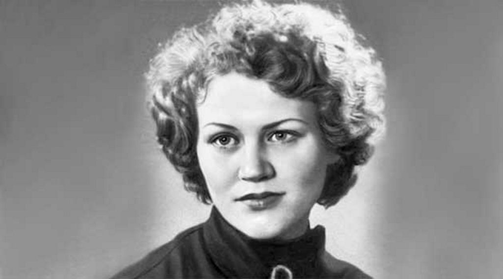 Ліна Костенко Біографія: Життя, творчість та особистий шлях