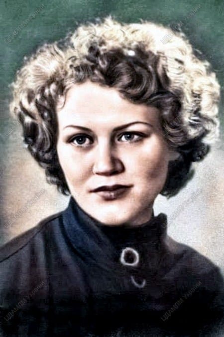 Ліна Костенко Біографія: Життя, творчість та особистий шлях