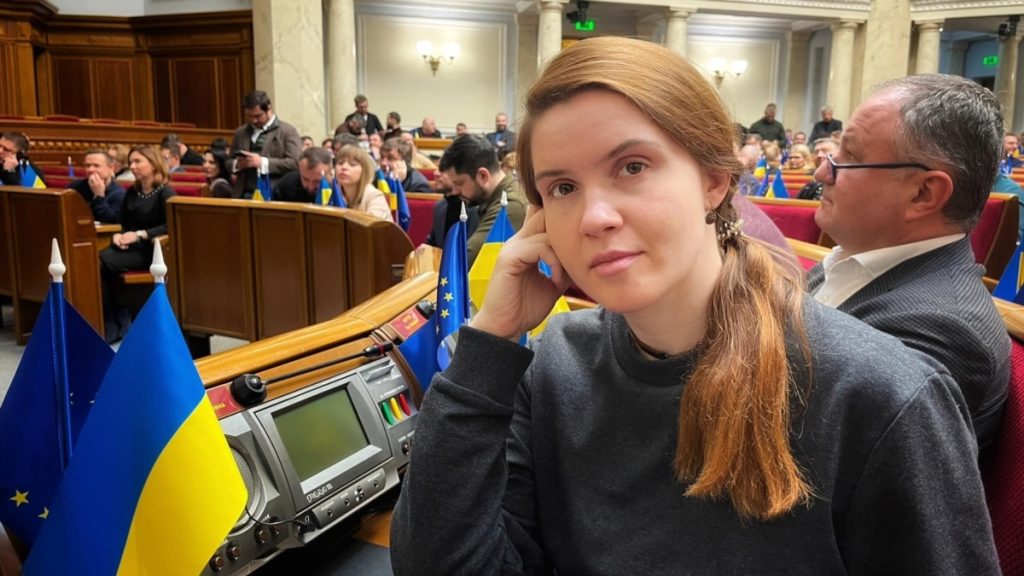 Мар'Яна Безугла Особисте Життя: біографія, кар'єра та сімейні подробиці