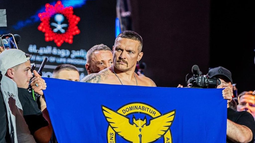 Усик Вага: подробный взгляд на жизнь и карьеру