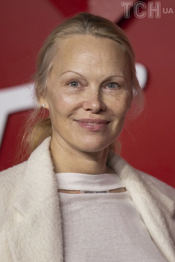 Памела Андерсон Сейчас: Текущая Жизнь и Карьера Знаменитой Актрисы