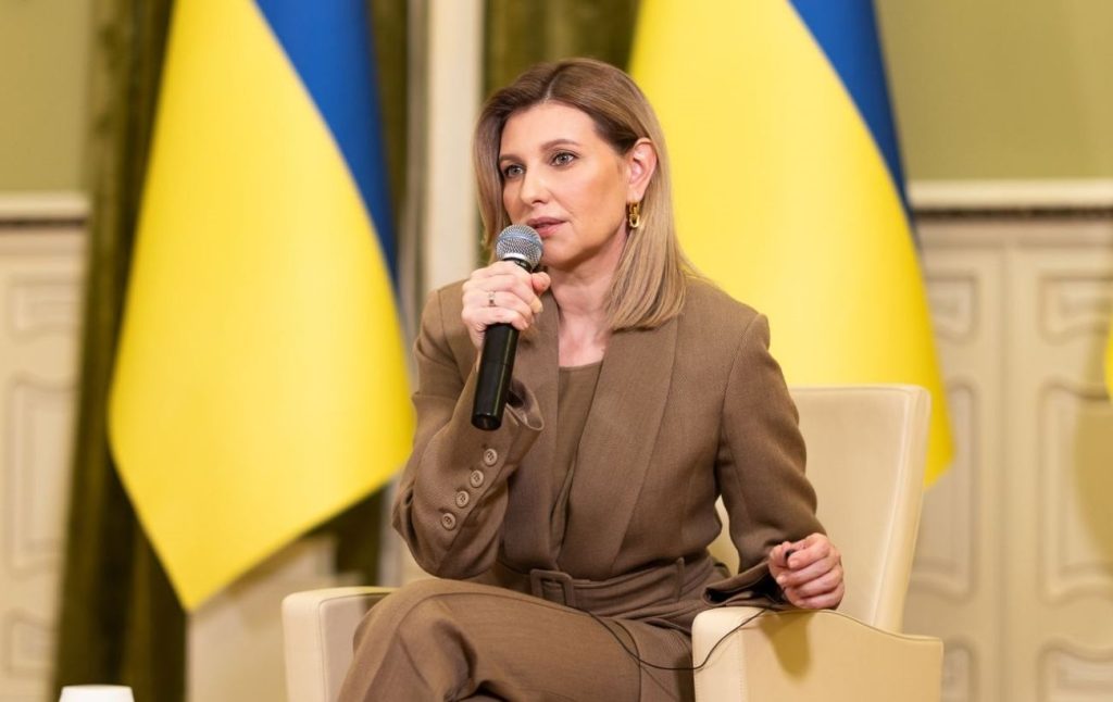 Олена Зеленська: Біографія, Особисте Життя та Кар’єра